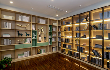 現代風格定制書柜整面墻書柜